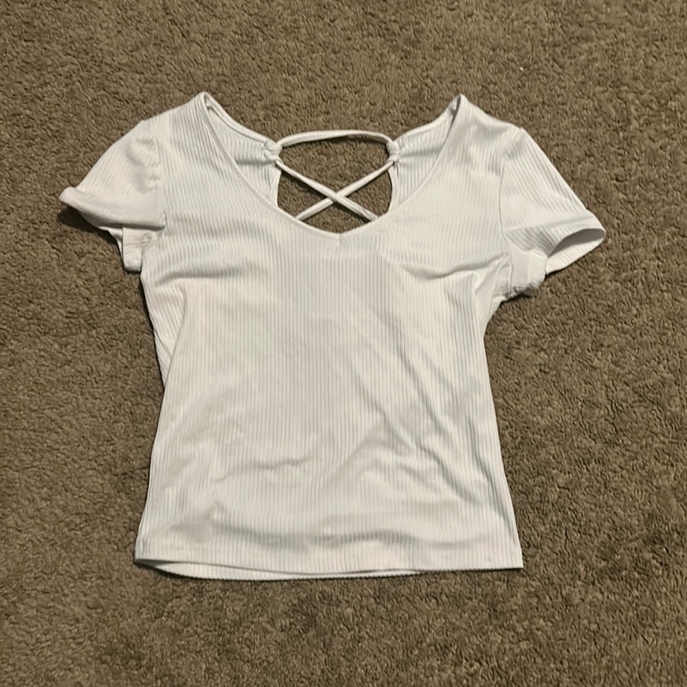 Women’s top with tie back